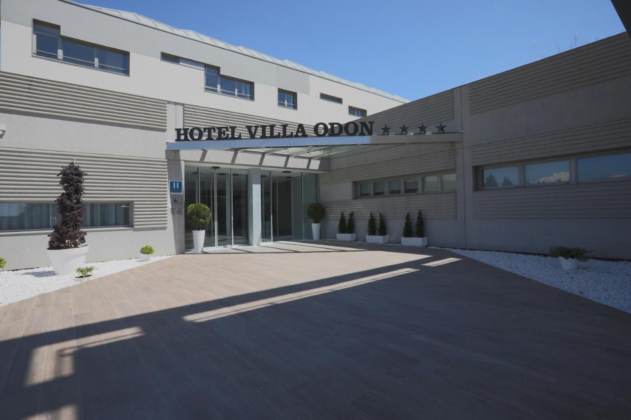 Hotel Villa Odon Villaviciosa de Odon Ngoại thất bức ảnh